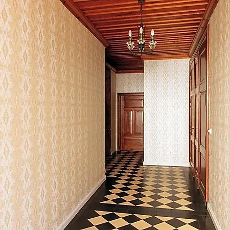 & Restaurant 