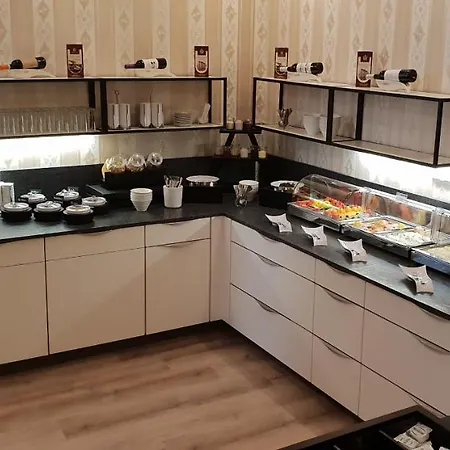 Hotel&restaurant Deutscher Kaiser 4* Perleberg