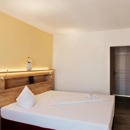 Hotel&restaurant Deutscher Kaiser Hotel Perleberg