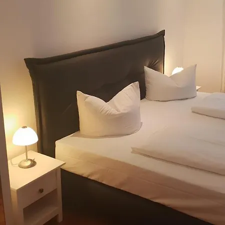 Hotel & Restaurant 