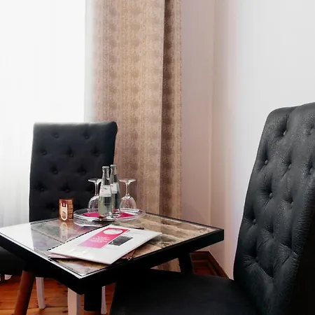 מלון & Restaurant 