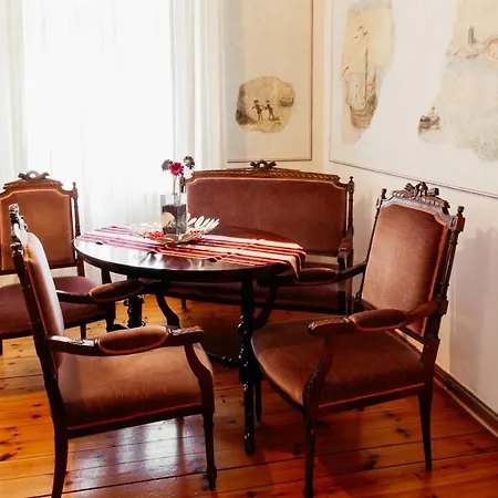 & Restaurant 